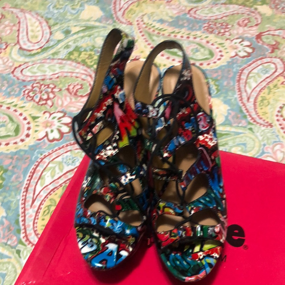 Wedge peep toes